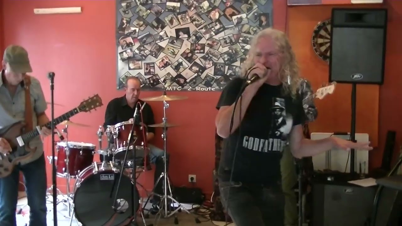 MOONSNAKE - SYMPATHY FOR THE DEVIL (THE ROLLING STONES)