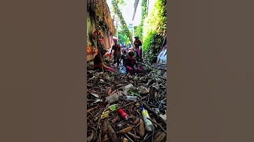 Con kênh đã trở thành bãi rác ô nhiễm #saigonxanh #cleaning #donrac #moitruong #shorts #trending