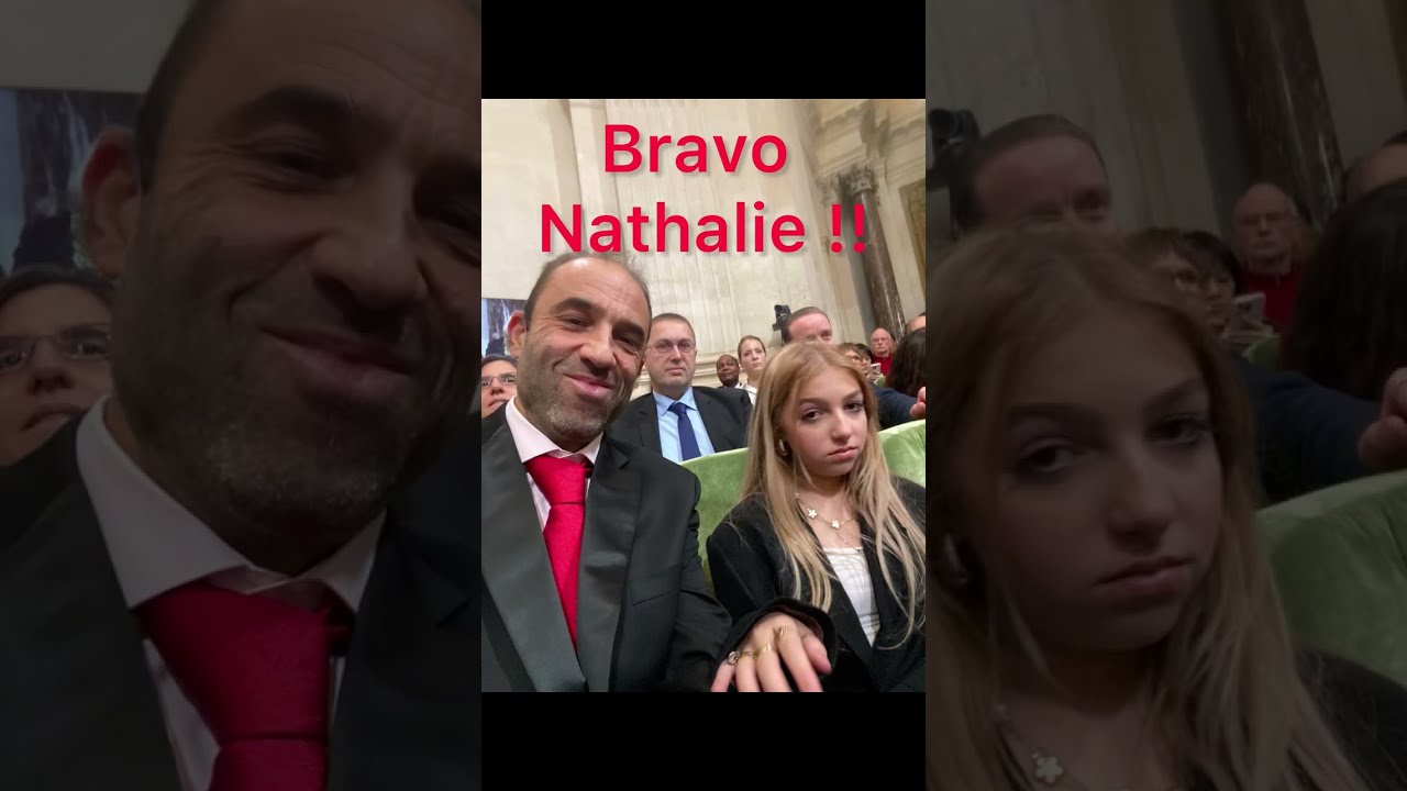 Nathalie Rouach receiving her Sicard prize at the French Academy of Science