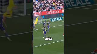 Dünyanın En İyi Kaleci Kurtarışları ! #top5