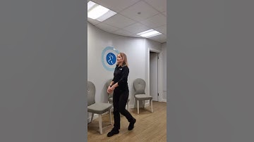 DYNAMIC STRETCHES: Walking glute / hip stretch 11 sec video