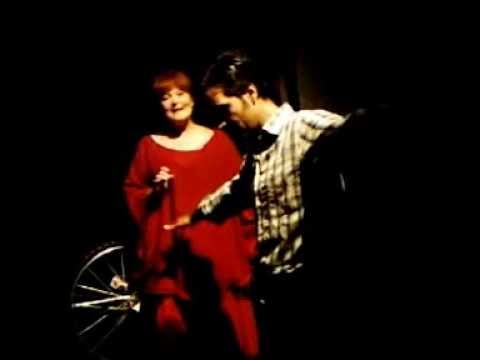 TRES VIEJAS PLUMAS (teatro) - martinwullich.com