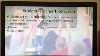 Traditional vs. Online Learning Powerpoint