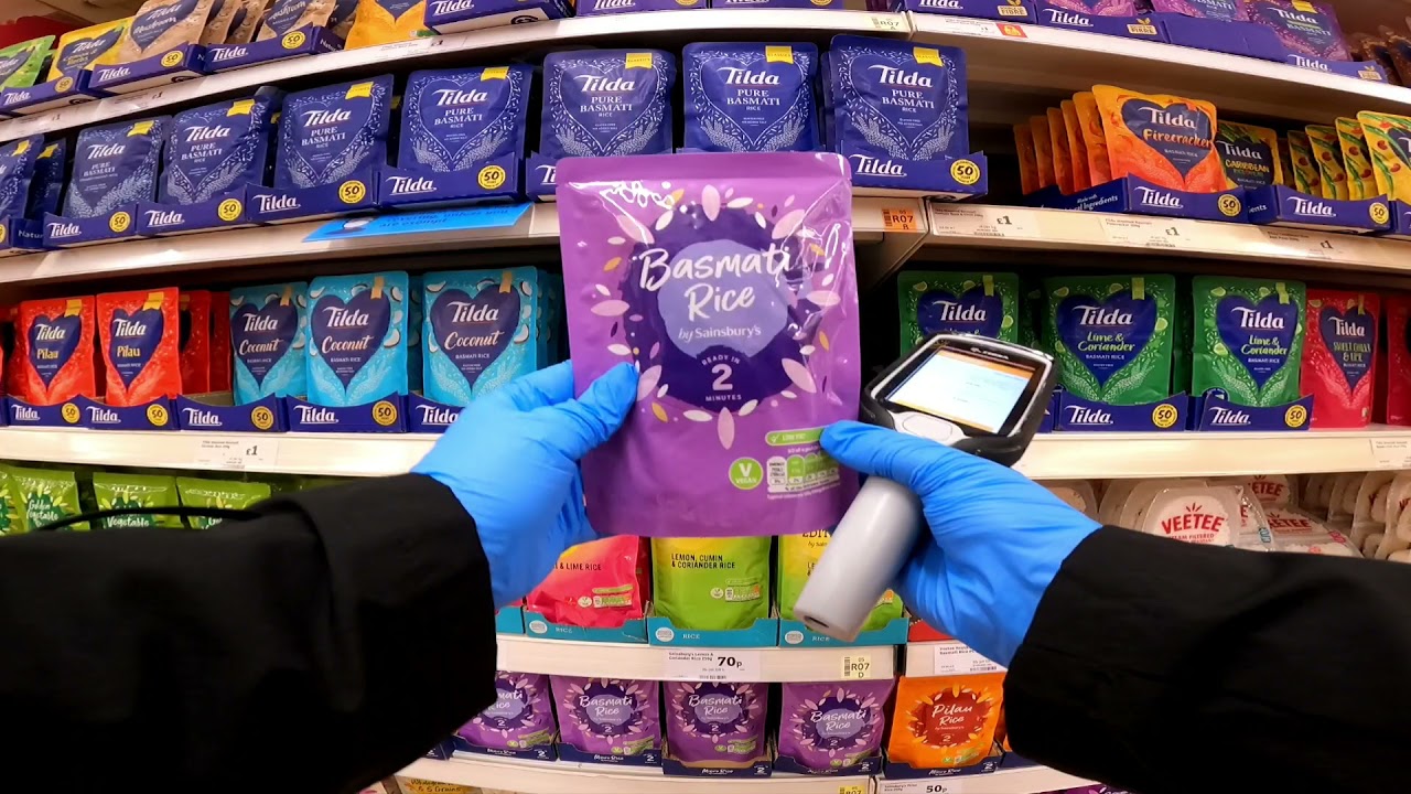 Walking around A British Supermarket ☆