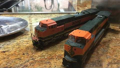 BNSF DASH 9-44CW Locomotives Ho Scale Video
