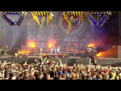 Enter Shikari - Juggernauts [live at Download 2013]