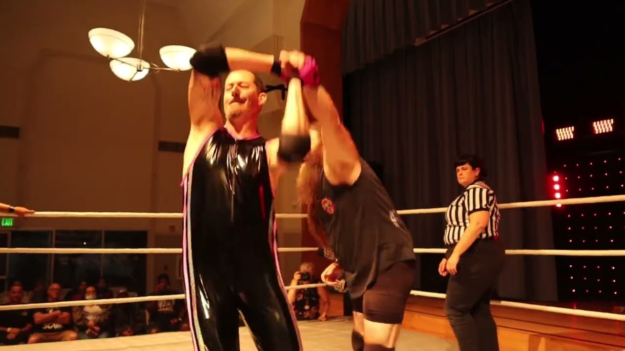 The Rock and Rodeo Express & Bobby Callahan Vs  The Best Looking Everything's & Shiloh Greaves