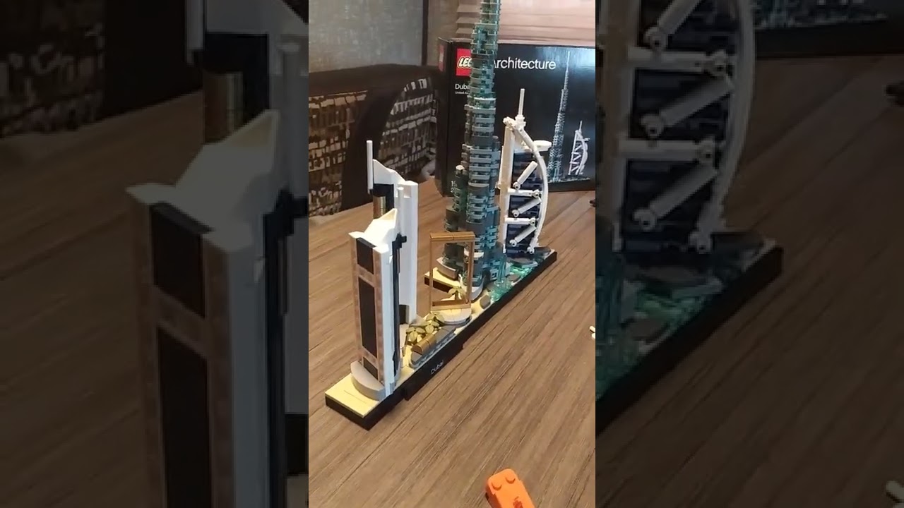 LEGO Dubai Architecture Set. Complete.