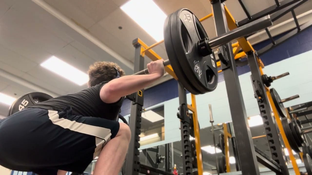 225 x 9 easy back squats