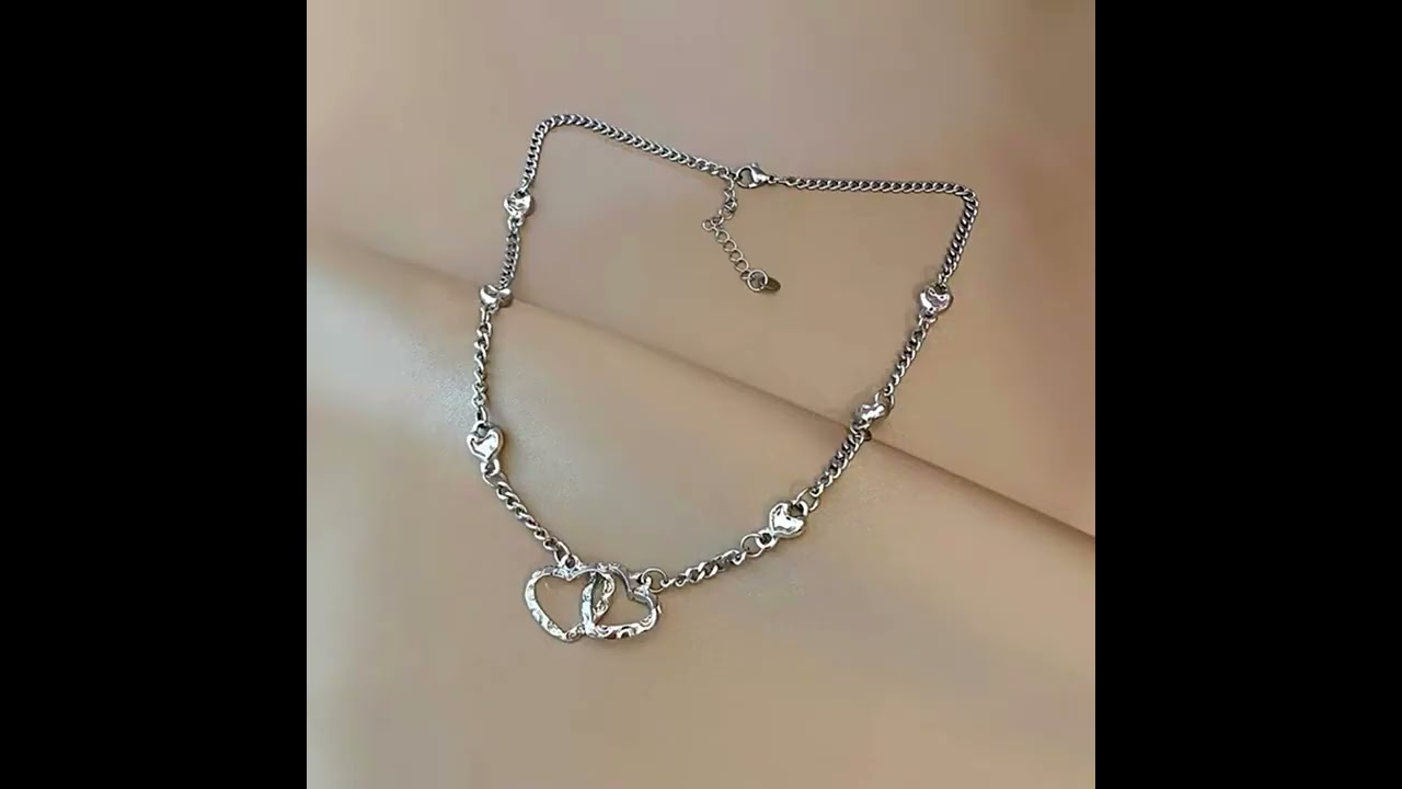 Clavicle chain can add a touch of elegance. Such a beautiful clavicle chain, don't you move?