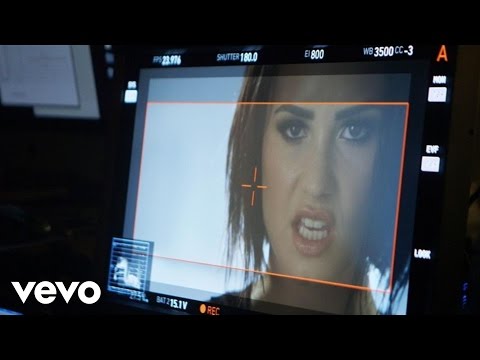 Demi Lovato - Confident