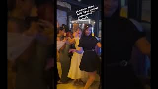 Biran Damla Yılmaz Da Sevda Erginci Yi Yalnız Bırakmadı. Şe Ğlence Üğün