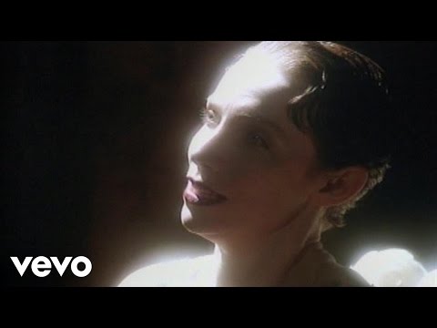 Annie Lennox - Keep Young and Beautiful