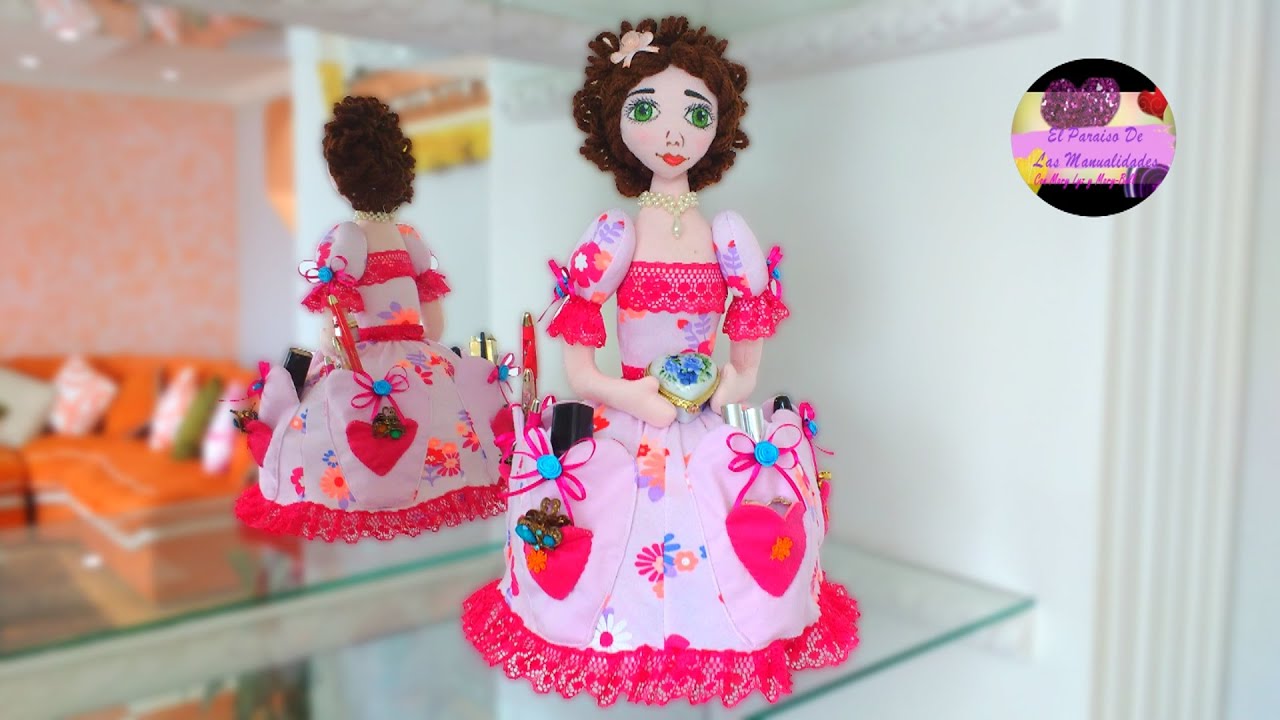 Cosmetiquera o neceser de tela en forma de muñeca (Moldes Gratis) | Galería de Creatividad