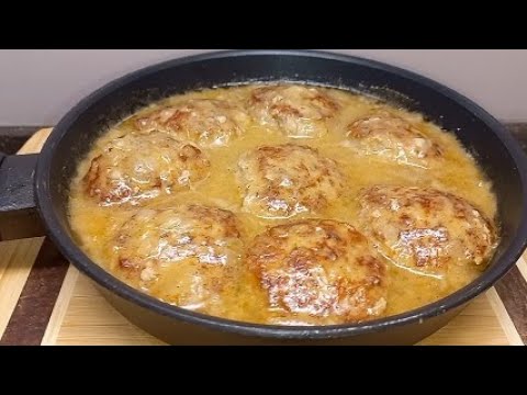 Видео рецепт Котлеты из свинины в сметанно-томатном соусе