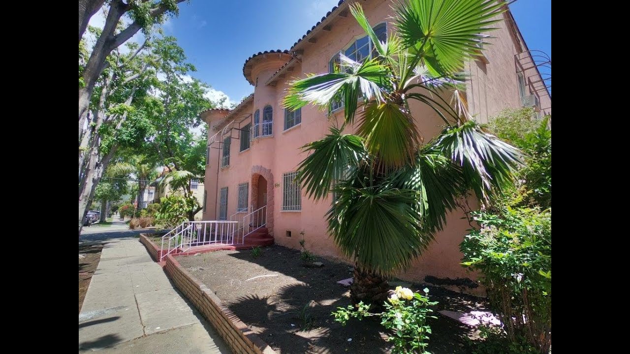 PL10800 Huge Spanish Architecture 2 Bedroom Apartment Near The Grove