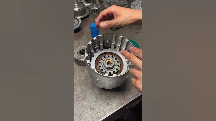 700r4 transmission rebuild input drum #automobile #55chevy #automatictransmission #mechanic #57chevy