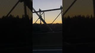 Hai bạn nhỏ cùng hướng Surrey, Canada