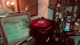 Ajda Pekkan - Bambaşka Biri (Plak Versiyon)