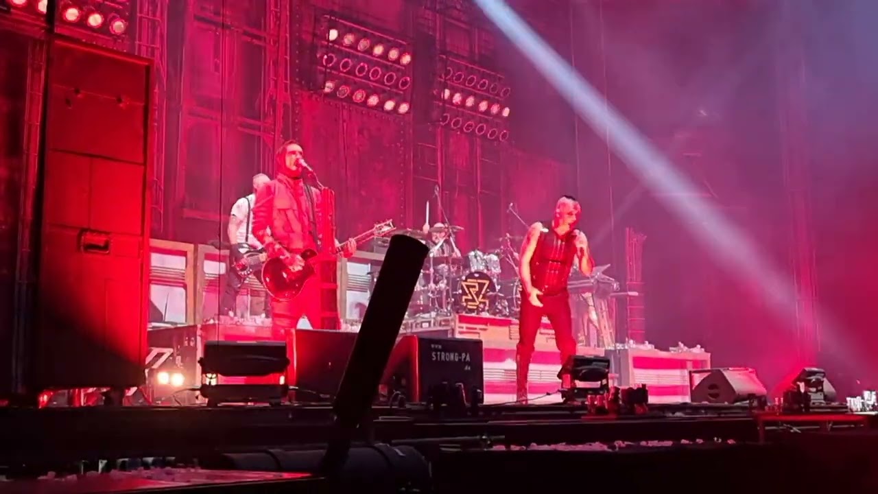 Stahlzeit   Feuer Frei