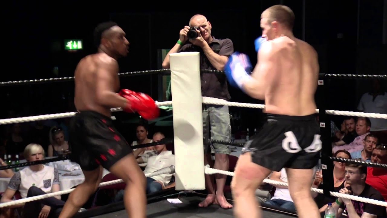 Phil Casper vs Luke Dewey (Fight Video)