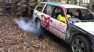 VN holden commodore paddock basher burnouts on steel plates