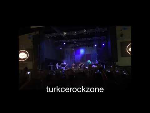 Mabel Matiz-Öyle Kolaysa Zeytinli Rock Festivali 2018 (turkcerockzone)