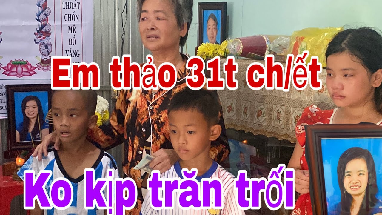 Người mẹ trẻ qua đ/ời mà ko kịp chăn chối đễ lại hai đứa con phải đi Nhặc vechai kiếm sống 