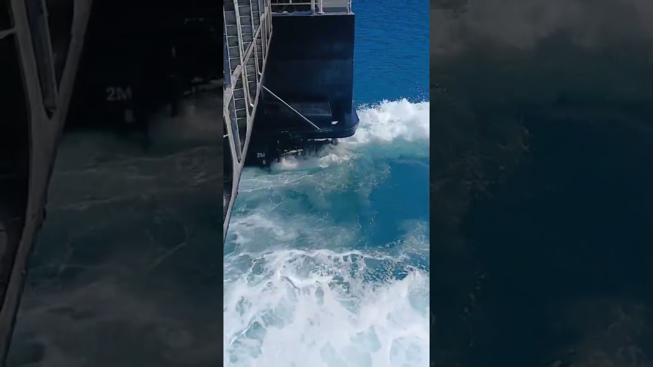 Aremiti 5 - Polynésie française 987