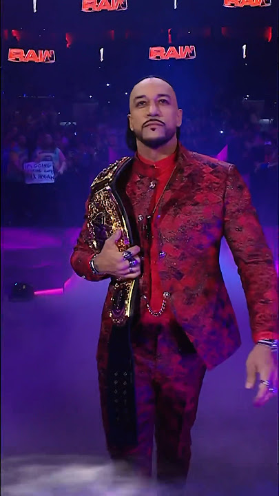YOUR WORLD HEAVYWEIGHT CHAMPION… Damian Priest 🔥⚖️😈 #WWERaw