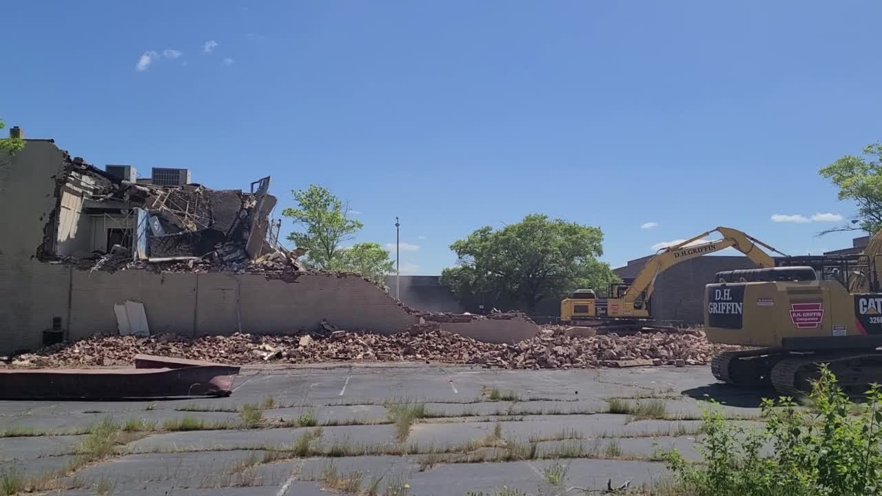 Demolition begins at the old News & Record building - YouTube