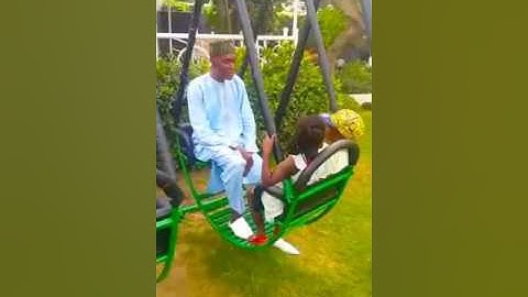 سورة يوسف : و غلٌقت الأبواب و قالت هيت لك