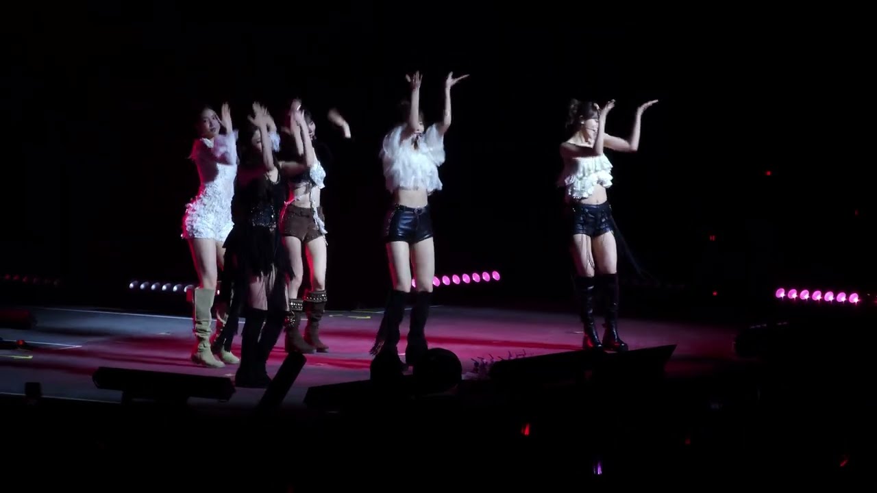 Come Over - LE SSERAFIM [Mexico City] 250923