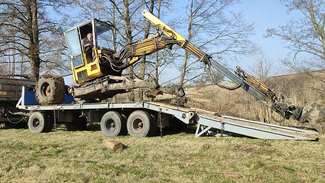 MENZI MUCK 5000 (17) - nájezd na podvalník.