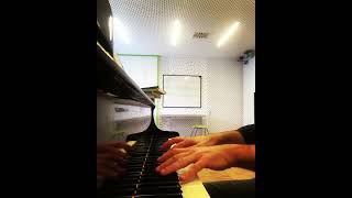 Daniel Szabo practices Chick Corea&#39;s Piano Concerto 3d Mvmt, Performed w/John Patitucci &amp; Dave Weckl