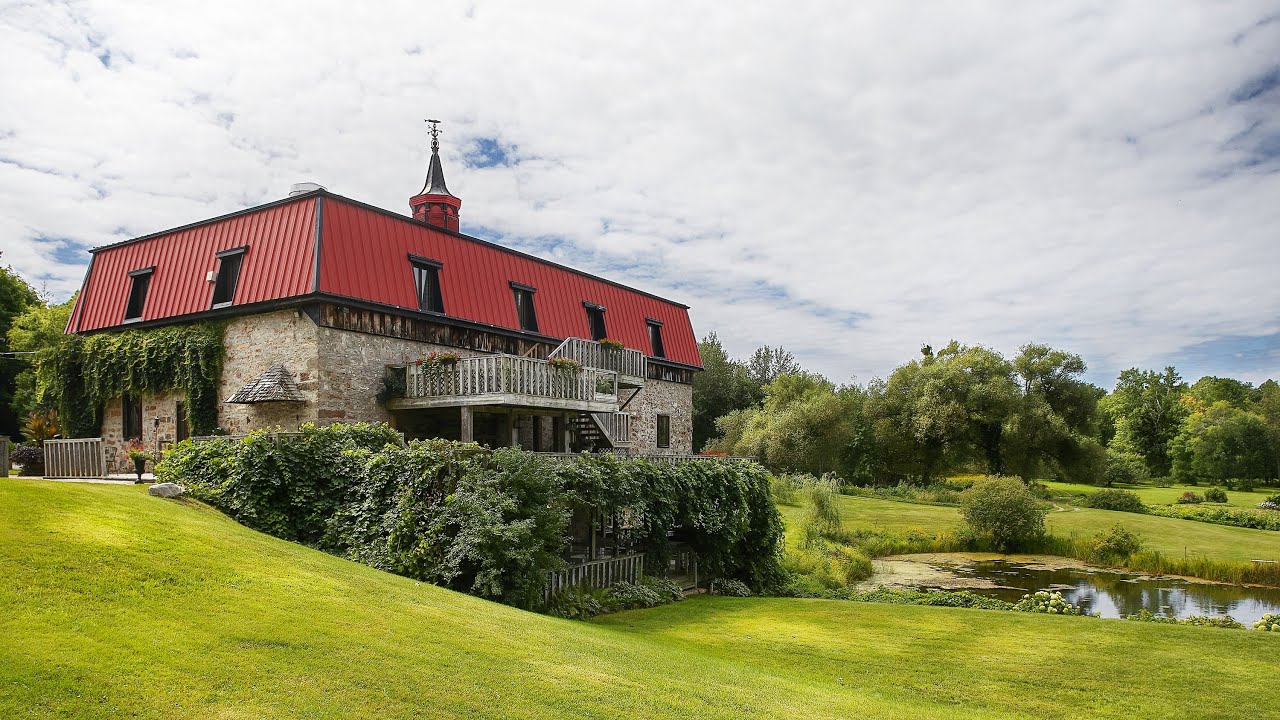 Au Vieux Moulin - Montreal Wedding Venues