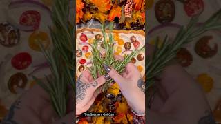Easy Focaccia #recipeoftheday #breadrecipe #bread #baking #recipeshorts #recipes #recipevideo