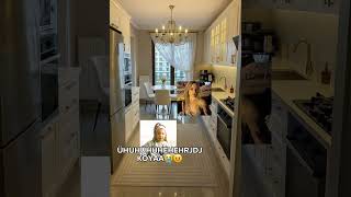 Anne koya(!) #blink #fypシ #keşfet #keşfetbeniöneçıkar #lilies #lisa #musibet #aboneol #dance