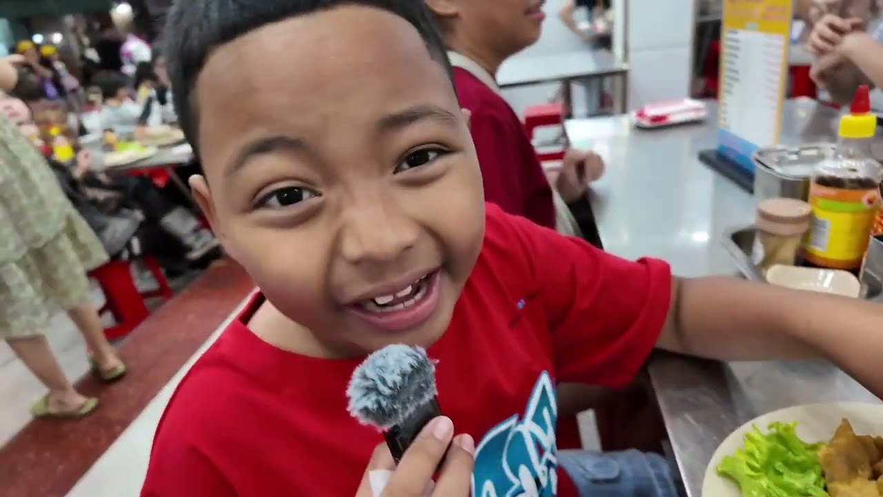 Su boy ăn Sủi cảo ngon tung chảo,Chinese noodle  soup