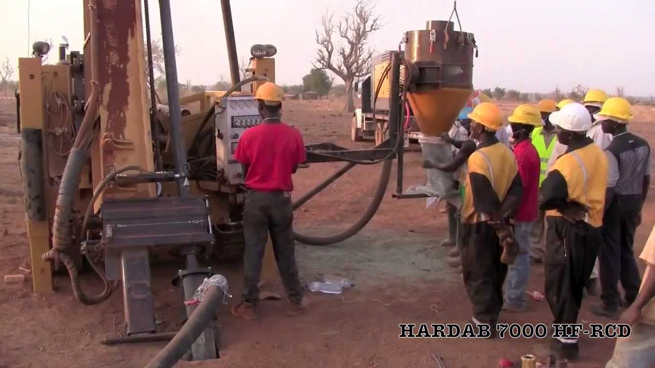 Quick Mineral Exploration Drill Rig with a patented pipe handling system | HARDAB Drill Rigs