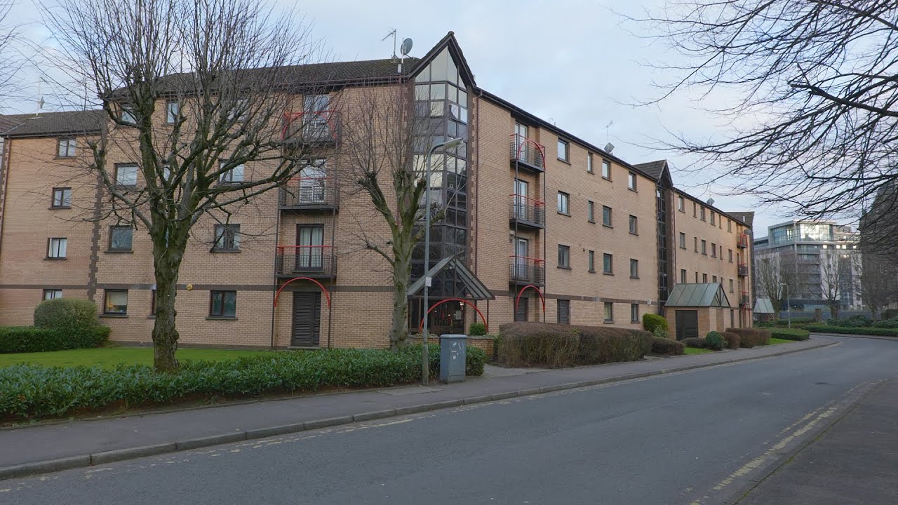 15 Riverview Drive, Flat 3/2, The Waterfront, Glasgow G5 8EU YouTube