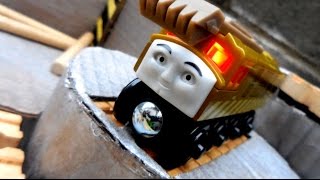 Talking Diesel 10 - Thomas Wooden Railway Review
