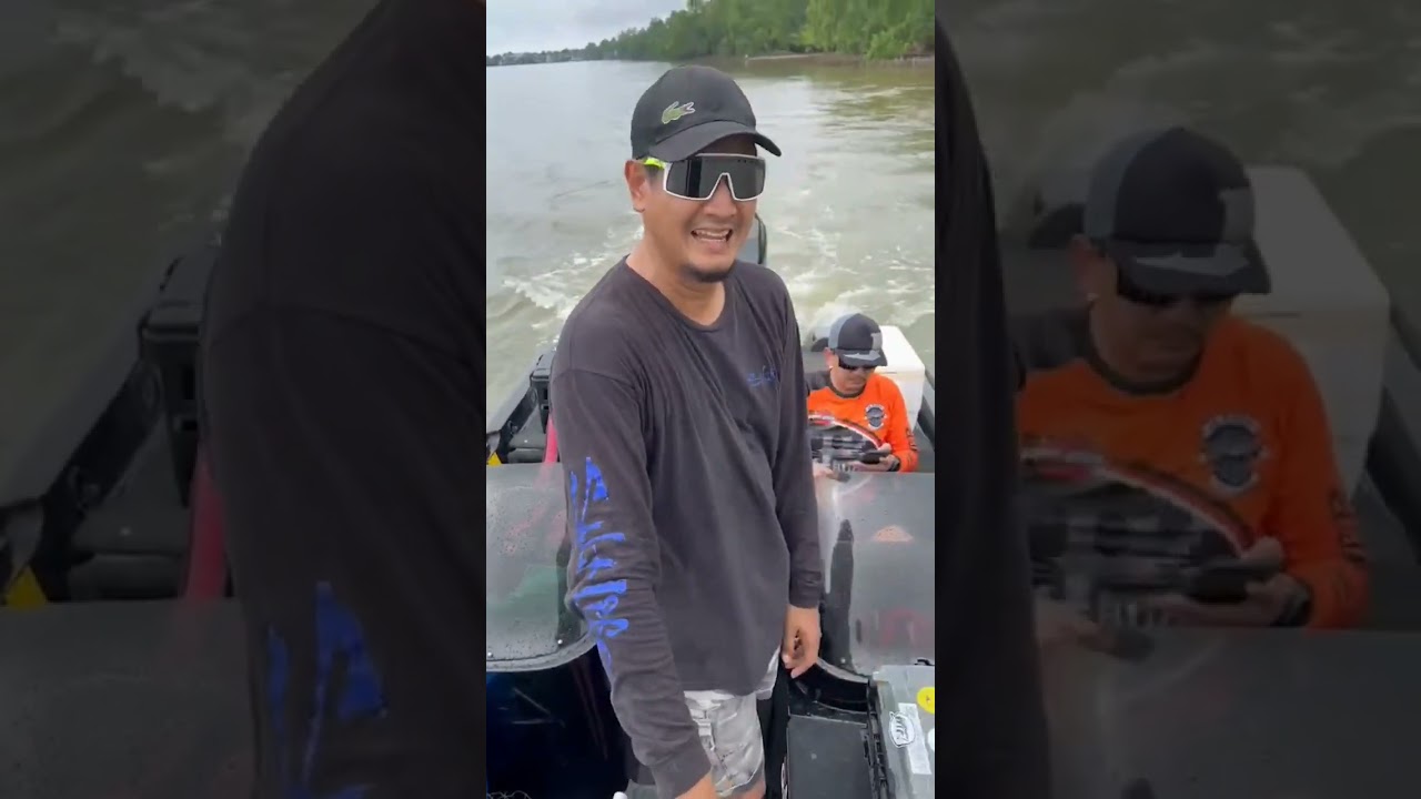 ทำยังไงเมื่อเรือพังกลางแม่น้ำ!!! #เน็กรายวัน #น้าเน็ก #น้าเน็ก555 #Nanake555 #เรือเสียกลางแม่น้ำ