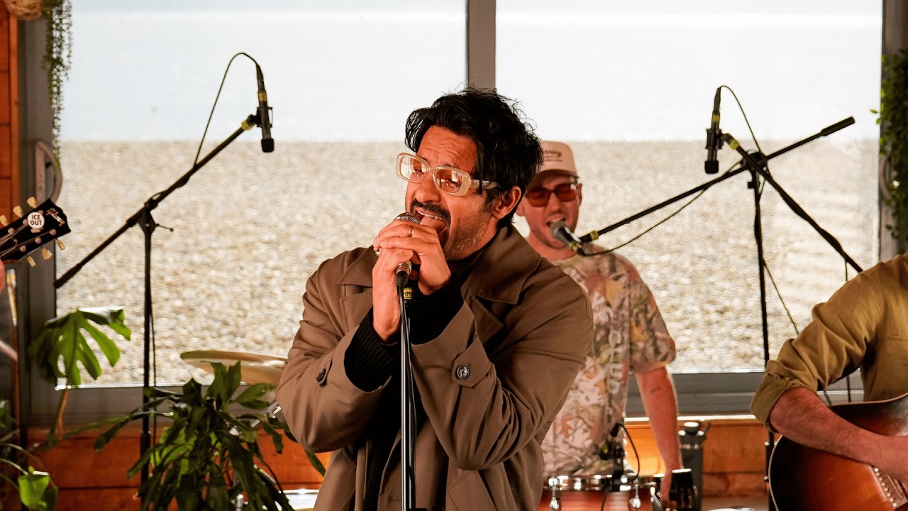 Cover Young The Giant - Live From The Beach House (Full Session)