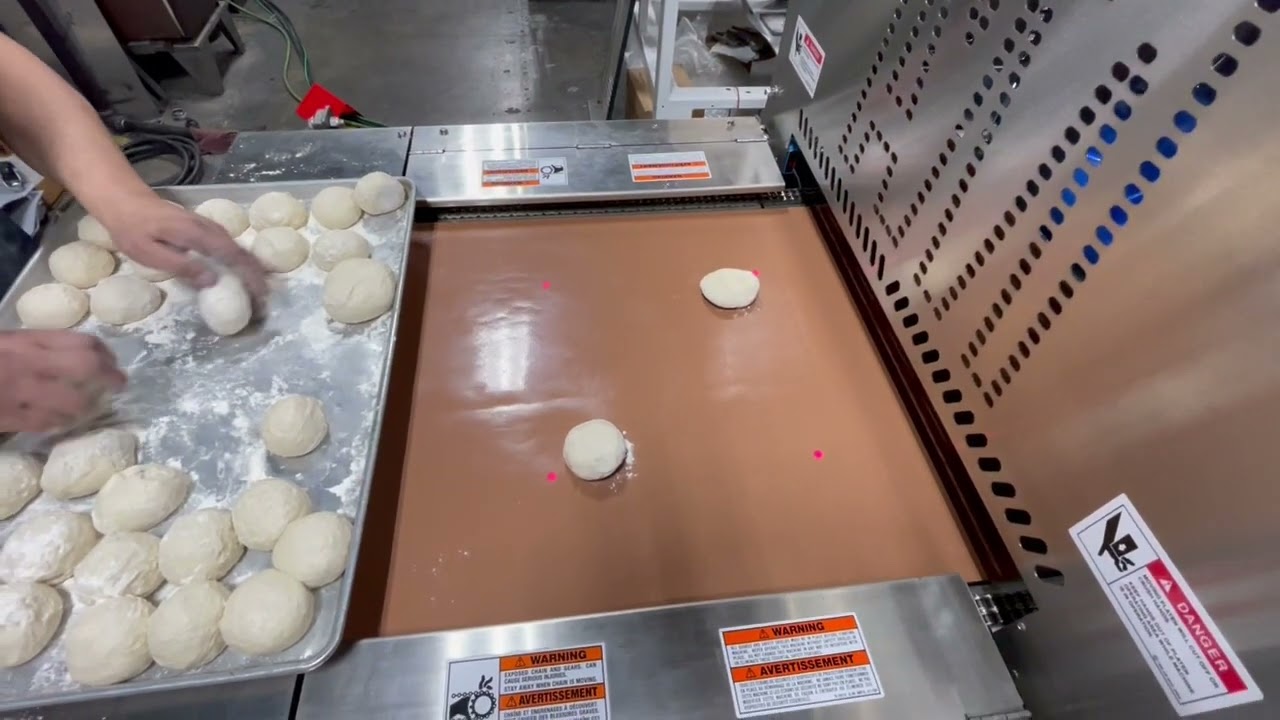 FLOUR TORTILLA PRESS A