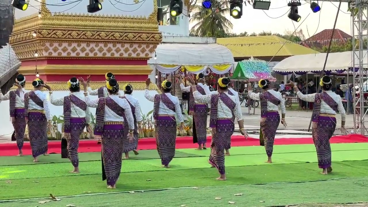 บุญผะเหวดบ้านทุ่งฝน อำเภอทุ่งฝน จังหวัดอุดรธานี