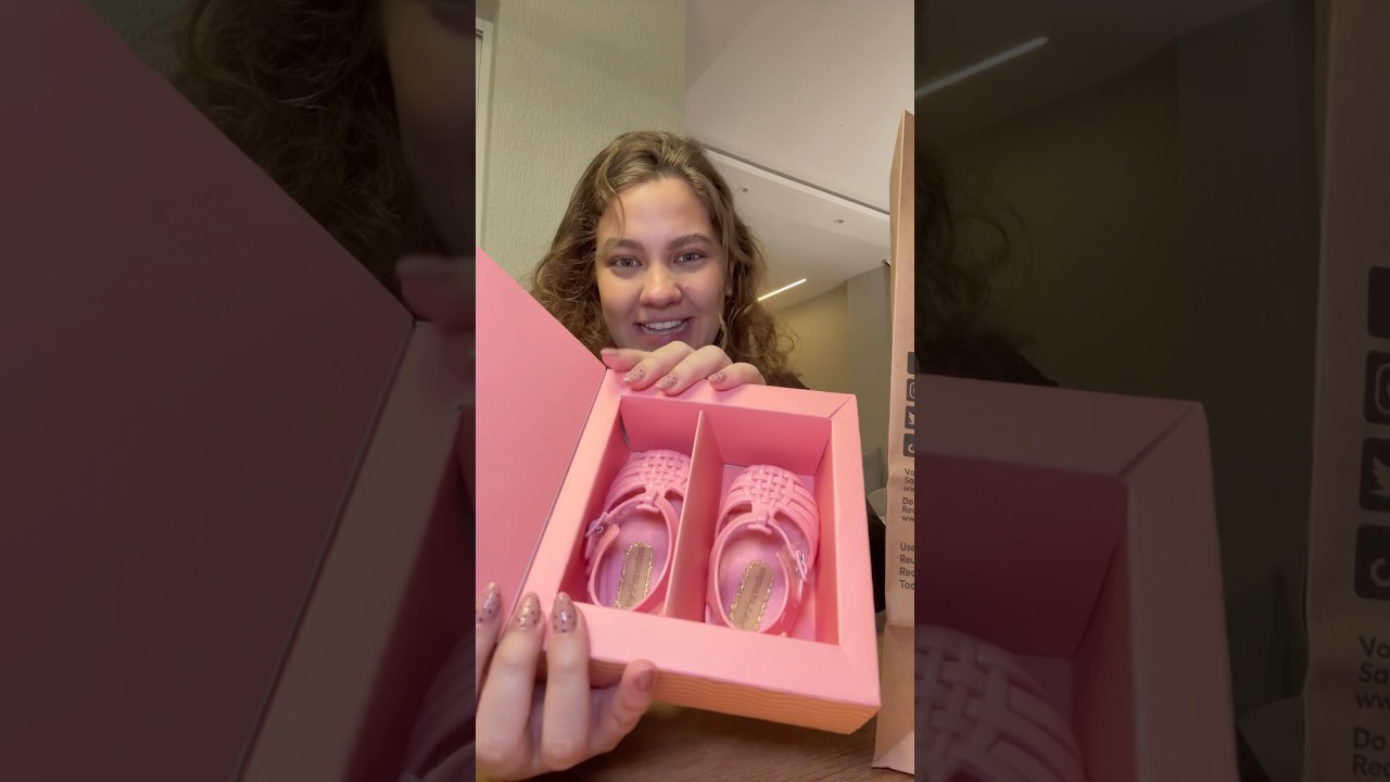 COMPREI A PRIMEIRA MINI MELISSA DA MINHA BEBÊ🥹 