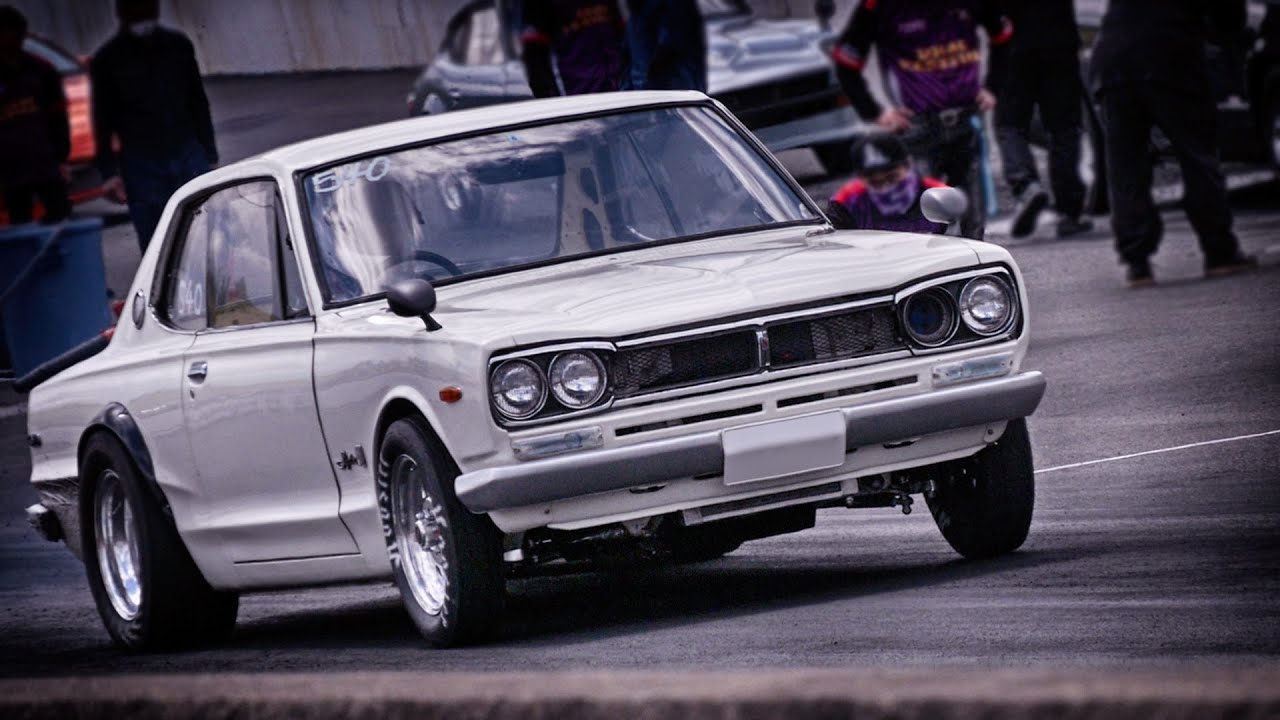 NISSAN SKYLINE 2000GT 日産 スカイライン ハコスカでドラッグレース 