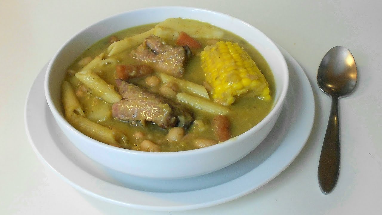 Sopa de Frejoles (Menestron de Frejoles)