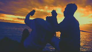 Story Wa Sunset keren bersama pasangan